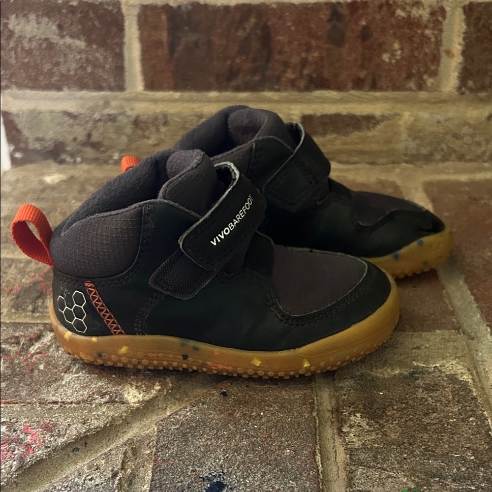 Vivobarefoot Black Toddler Sneakers Size 6